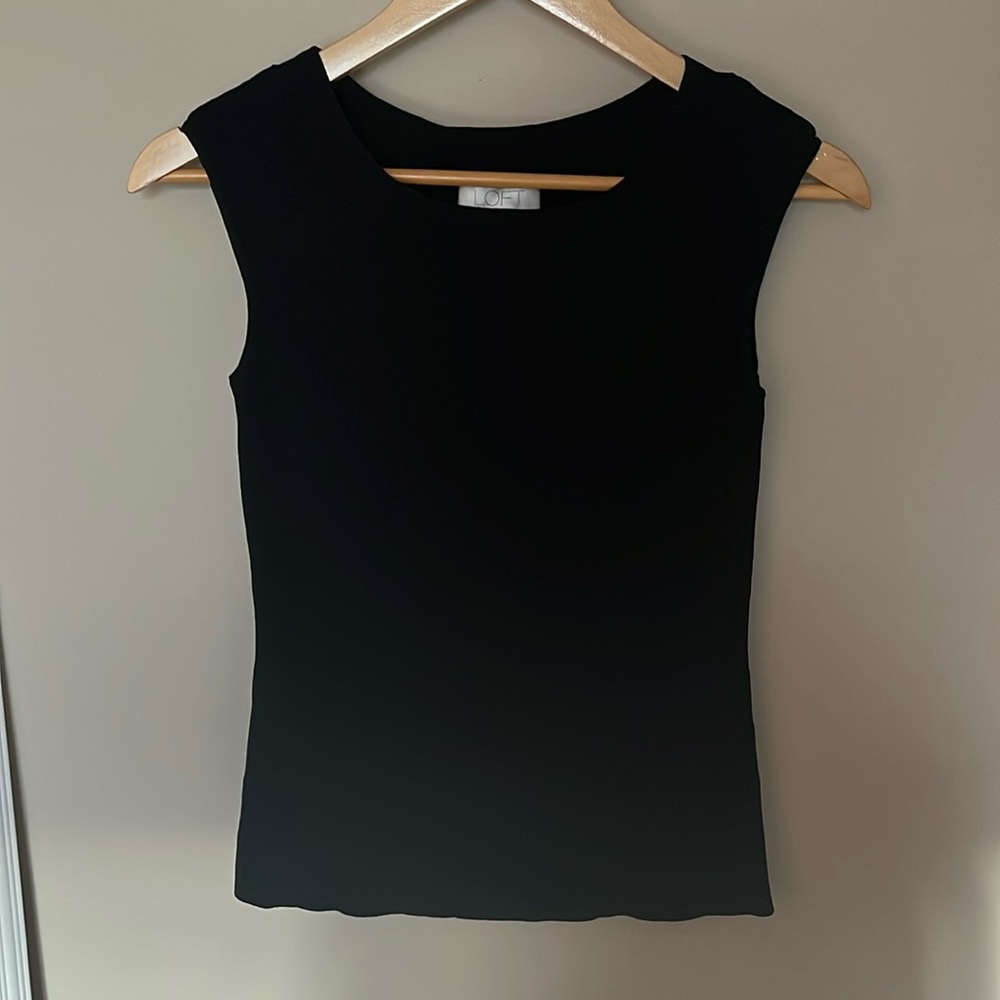 Ann Taylor Loft Black sleeveless shirt